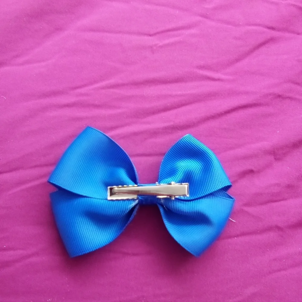 Vibrant Blue Hair Bow ( Box Home )